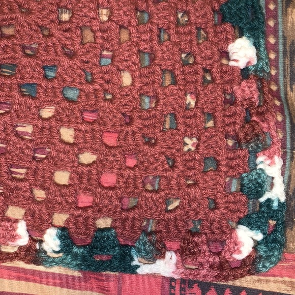 Handmade vintage crochet granny square Afghan blanket - Picture 5 of 5